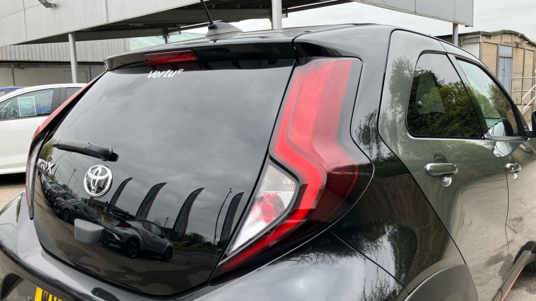 Toyota Aygo 1.0 VVT-i X-Clusiv 5dr Petrol Hatchback